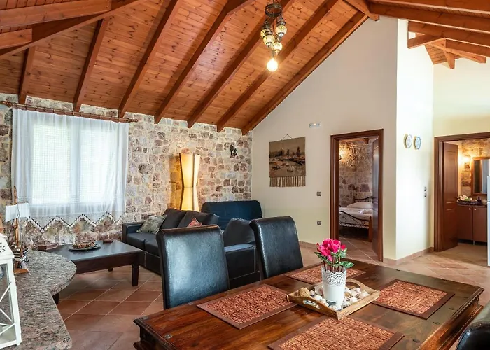 Filerolia Stone House Villa