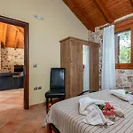 Filerolia Stone House