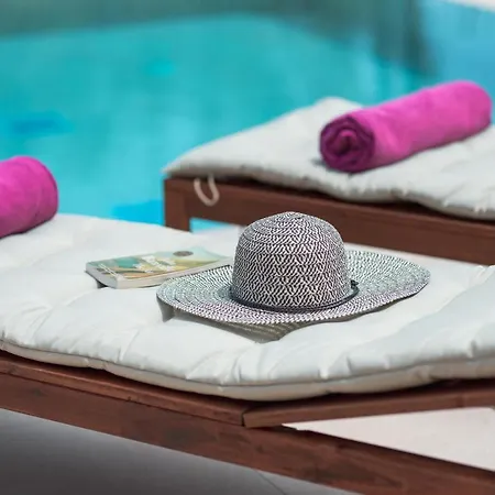 Filerolia Stone House