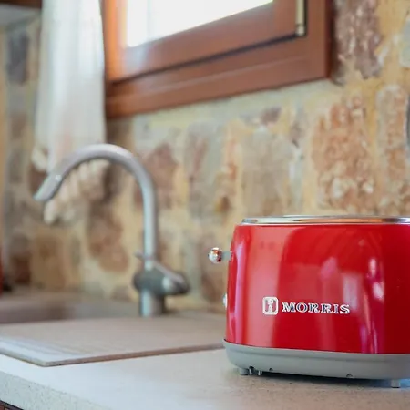 Filerolia Stone House Pastida