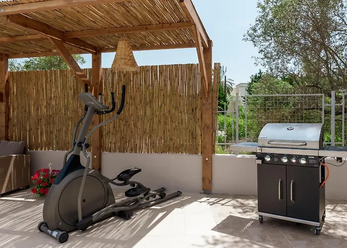 Filerolia Stone House فيلة