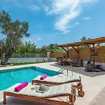 Filerolia Stone House 빌라 파스티다