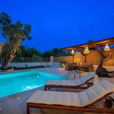 Filerolia Stone House 파스티다