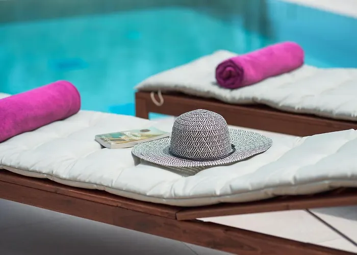 Filerolia Stone House