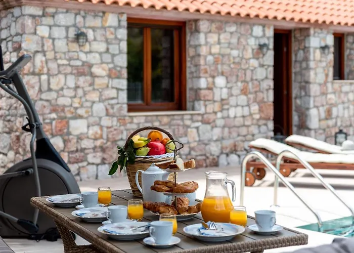 Filerolia Stone House Villa