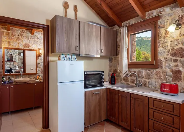 Filerolia Stone House * Pastida