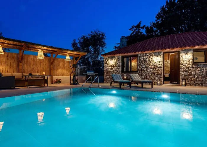 Filerolia Stone House