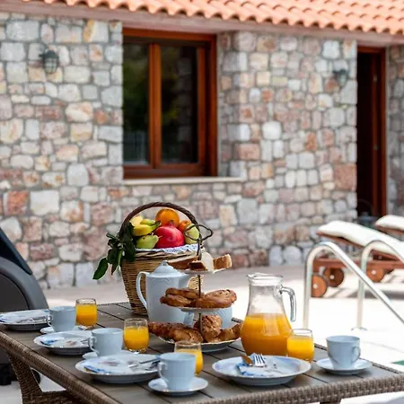 Filerolia Stone House Villa